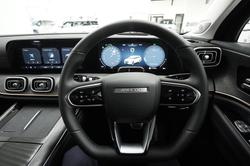 2025 Jaecoo J8 Track