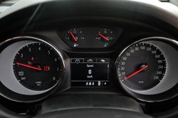 2018 Holden
Astra R
