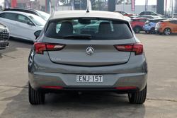 2018 Holden
Astra R