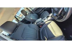 2023 Ford
                Everest Ambiente