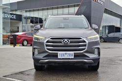 2022 LDV
                D90 Executive