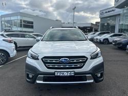 2024 Subaru
Outback AWD Touring
