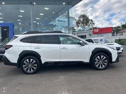 2024 Subaru
Outback AWD Touring