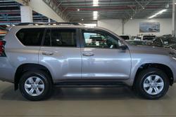 2022 Toyota
Landcruiser Prado GXL