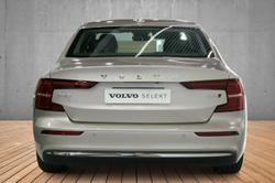 2023 Volvo
S60 Ultimate B5 Bright