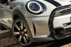 2022 Mini Hatch