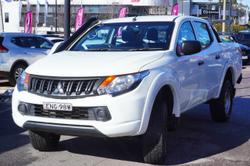 2018 Mitsubishi
Triton GLX