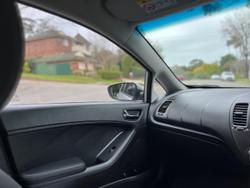 2013 Kia
Cerato Si