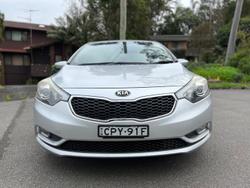 2013 Kia
Cerato Si