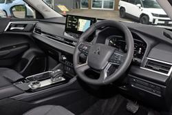 2025 Mitsubishi Outlander Aspire