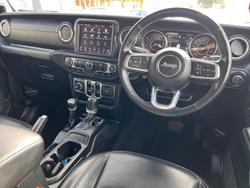 2020 Jeep
Wrangler Unlimited Overland