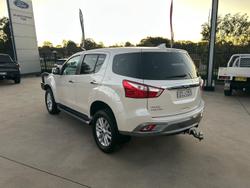 2018 Isuzu
MU-X LS-U
