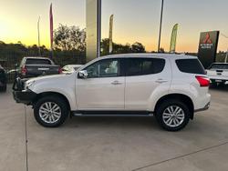 2018 Isuzu
MU-X LS-U