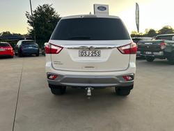 2018 Isuzu
MU-X LS-U