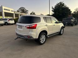 2018 Isuzu
MU-X LS-U