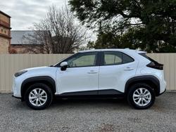 2024 Toyota
                Yaris Cross GX