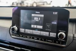 2025 Mitsubishi
Outlander ES
