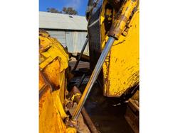  Komatsu
                D85ex-15 Dozer 