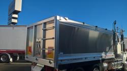 Hamelex White Aluminium Tipper Tub