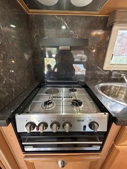 2012 Royal Flair Piazza