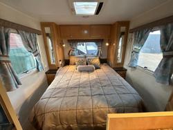 2012 Royal Flair Piazza