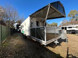 2012 Royal Flair Piazza