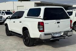 2023 Mitsubishi
                Triton GLX-R