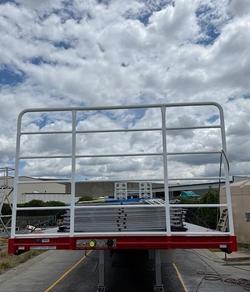 Freighter Drop Deck Semi With Ramps