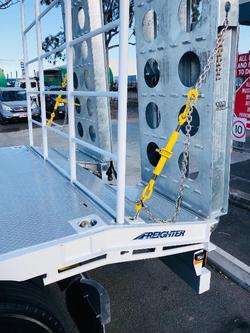 Freighter Drop Deck Semi With Ramps