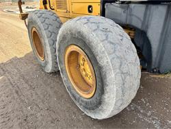 2008 Caterpillar
                12M Grader 