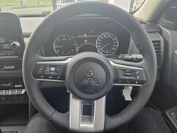 2025 Mitsubishi
Triton GLX-R