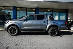 2021 Nissan
Navara ST