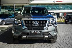 2021 Nissan
Navara ST