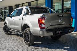 2021 Nissan
Navara ST