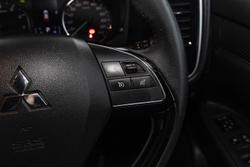 2020 Mitsubishi
Outlander Black Edition
