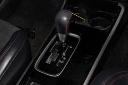 2020 Mitsubishi
Outlander Black Edition
