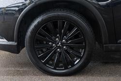2020 Mitsubishi
Outlander Black Edition