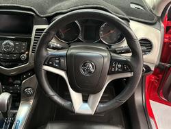 2016 Holden
                Cruze Z-Series