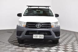 2016 Toyota
Hilux Workmate