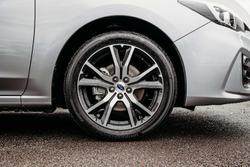 2018 Subaru
Impreza 2.0i-L