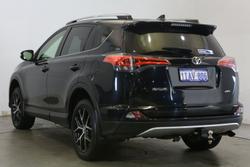 2018 Toyota
                RAV4 GXL