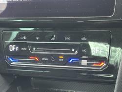 2021 Volkswagen
Passat 140TSI Proline