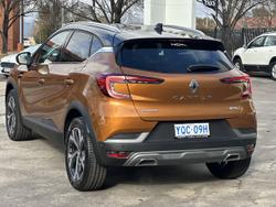 2022 Renault
Captur R.S. Line