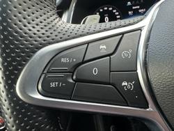 2022 Renault
Captur R.S. Line