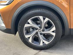 2022 Renault
Captur R.S. Line