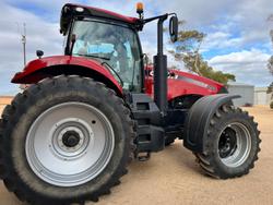 2017 CASE IH Magnum 250