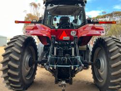 2017 CASE IH Magnum 250