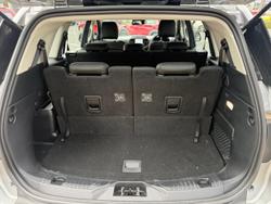 2024 Ford
Everest Ambiente