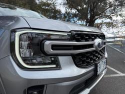 2024 Ford
Everest Ambiente