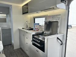 2024 JB Caravans Lpt 17' Off Road Hybrid